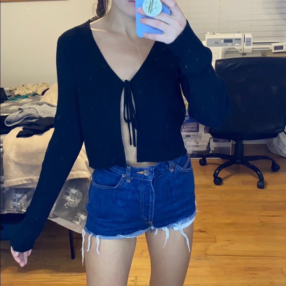 Tie front split top